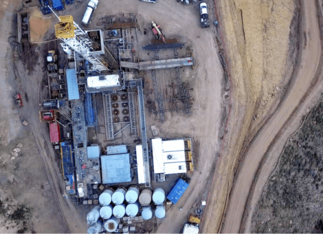 Canadian oil company develops efficient retail network