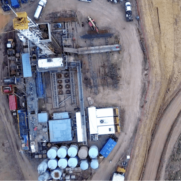 Canadian oil company develops efficient retail network