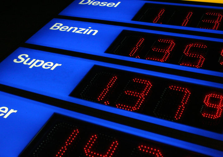 Fuel pricing system