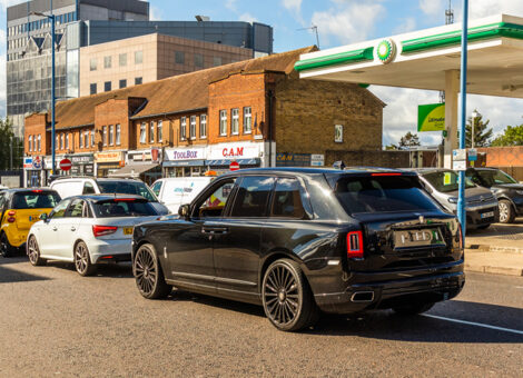 UK government to force fuel retailers to publish live prices