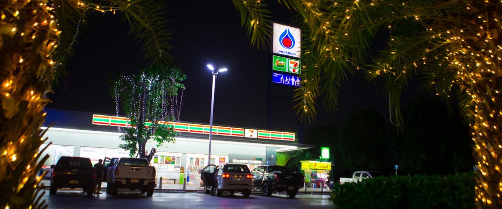 12 tips for gas station owners at Christmas