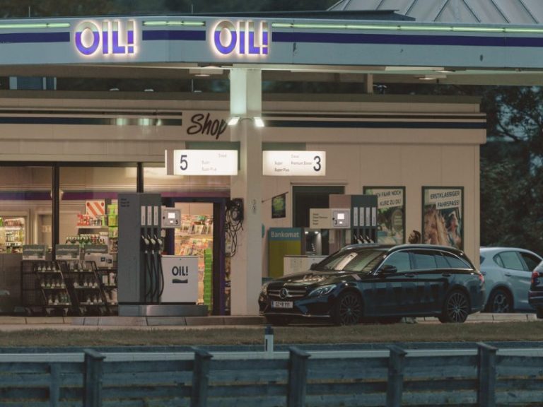 Building an achievable fuel pricing strategy mobile image