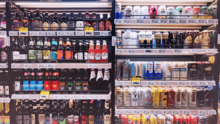 Choose a convenience store brand or franchise blog banner